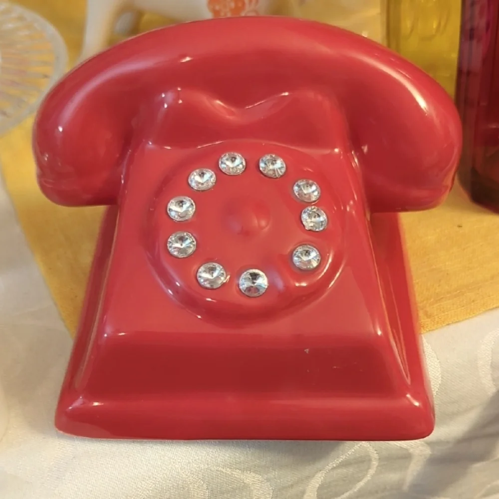 Red Phone Bank